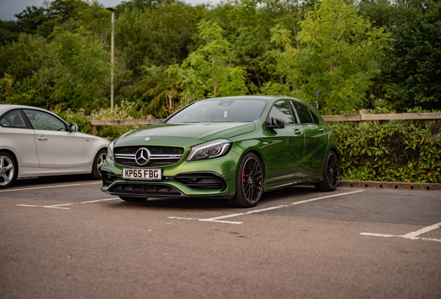 Mercedes-AMG A 45 W176 2015