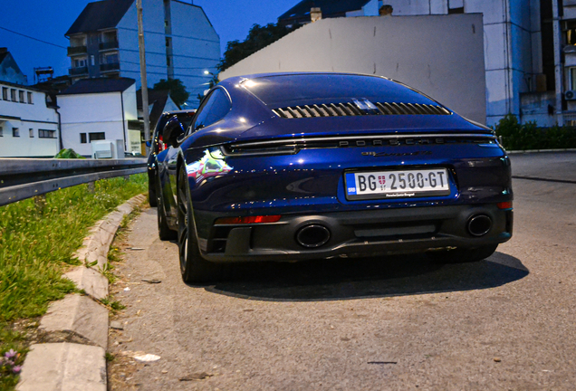 Porsche 992 Carrera GTS