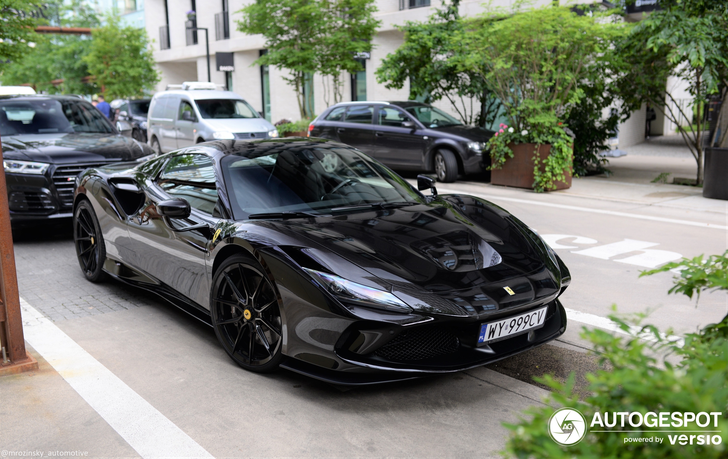 Ferrari F8 Spider Novitec Rosso