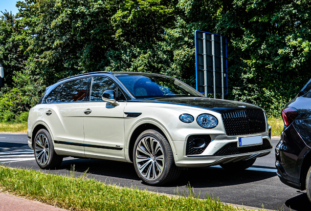 Bentley Bentayga Azure EWB First Edition