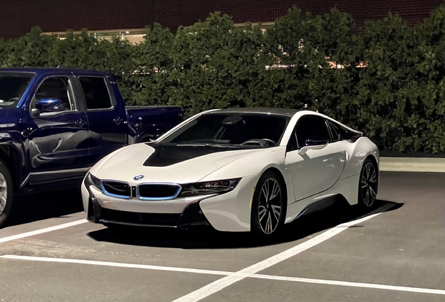 BMW i8