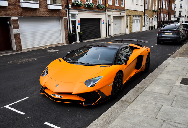 Lamborghini Aventador LP750-4 SuperVeloce Roadster