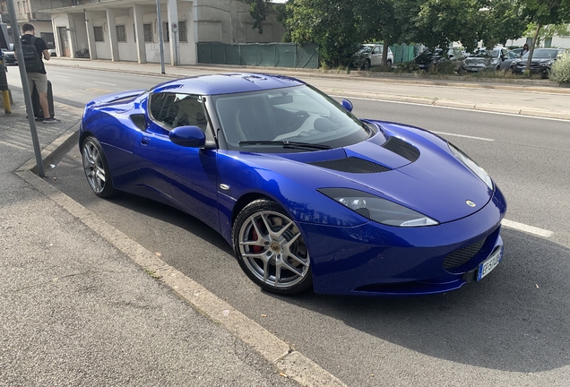 Lotus Evora