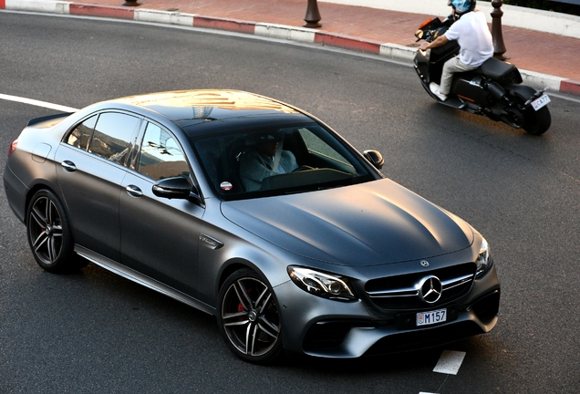 Mercedes-AMG E 63 S W213