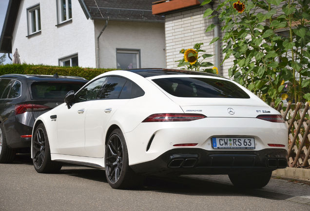 Mercedes-AMG GT 63 S X290