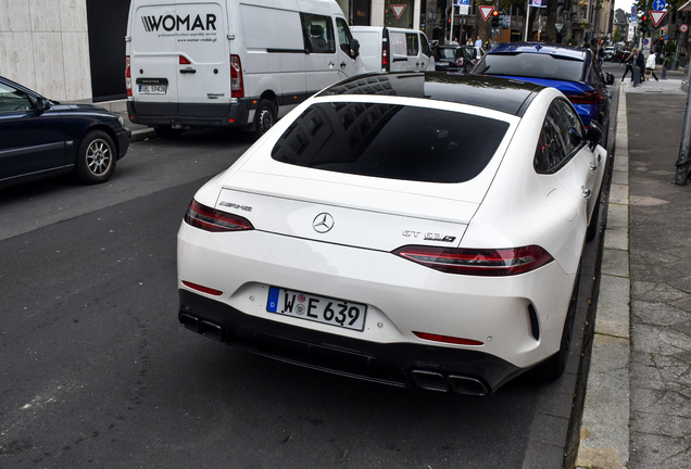 Mercedes-AMG GT 63 S X290