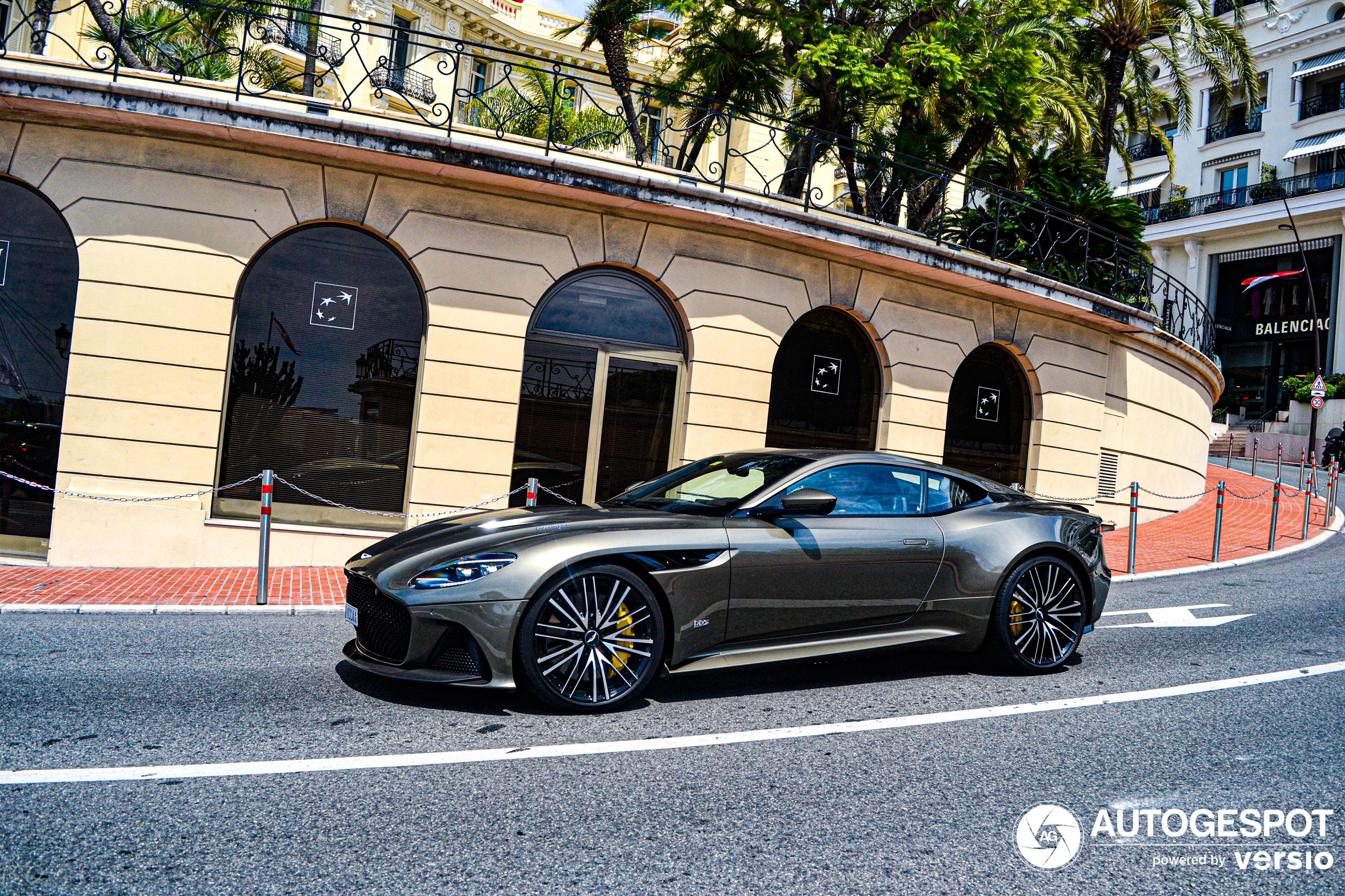 Aston Martin DBS Superleggera