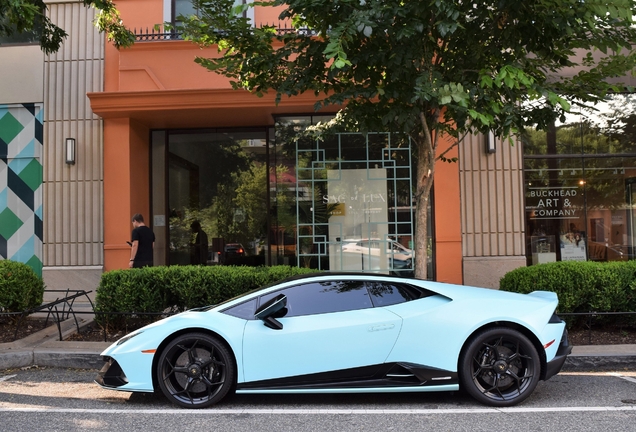 Lamborghini Huracán LP640-4 EVO