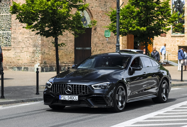 Mercedes-AMG GT 63 S X290