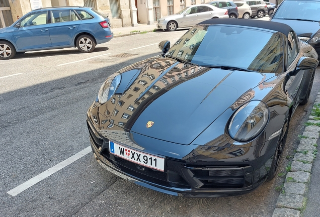 Porsche 992 Targa 4 GTS