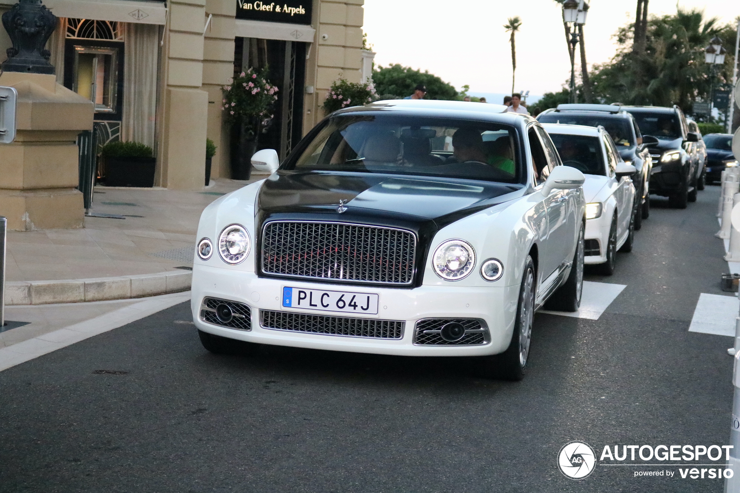 Bentley Mulsanne EWB 2016