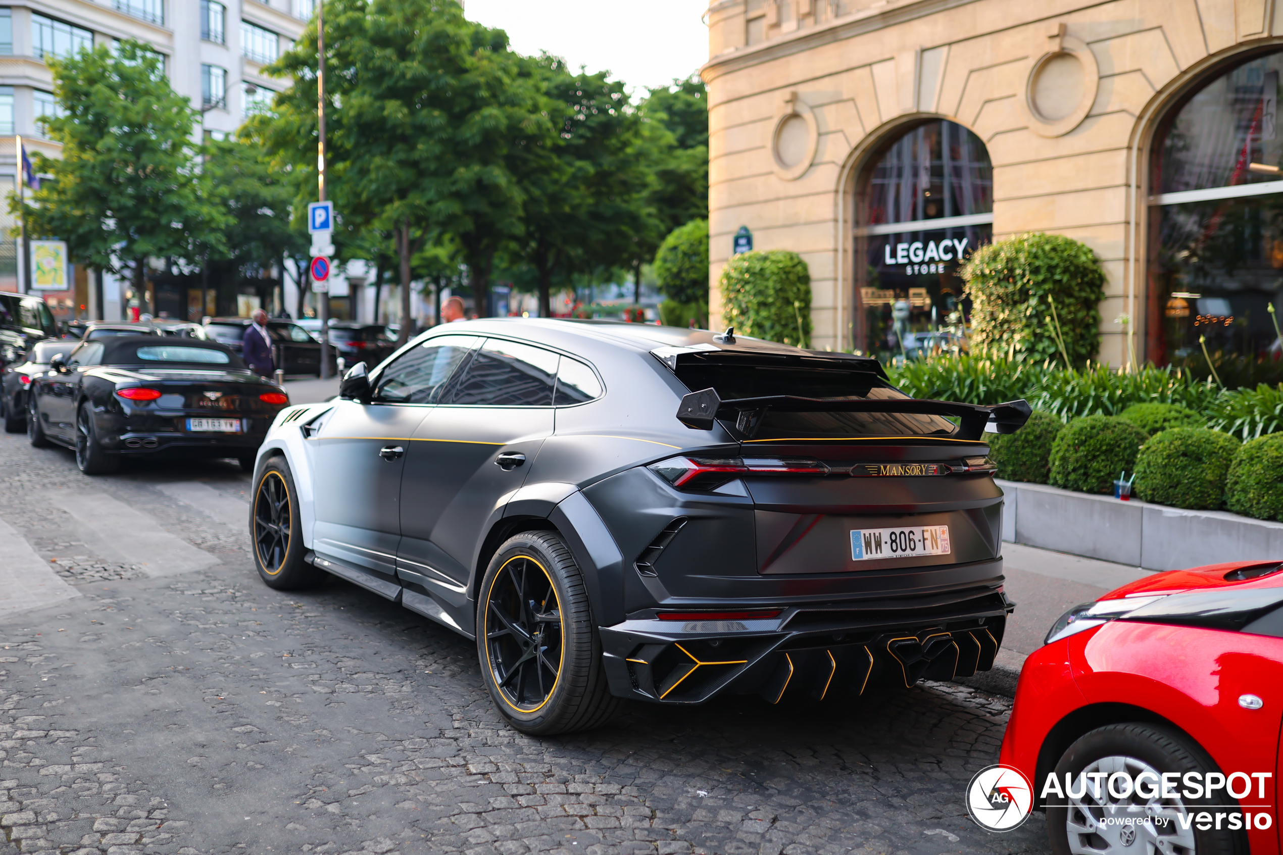 De overtreffende trap van de hoogste trap: Lamborghini Urus Mansory Venatus Evo S P900