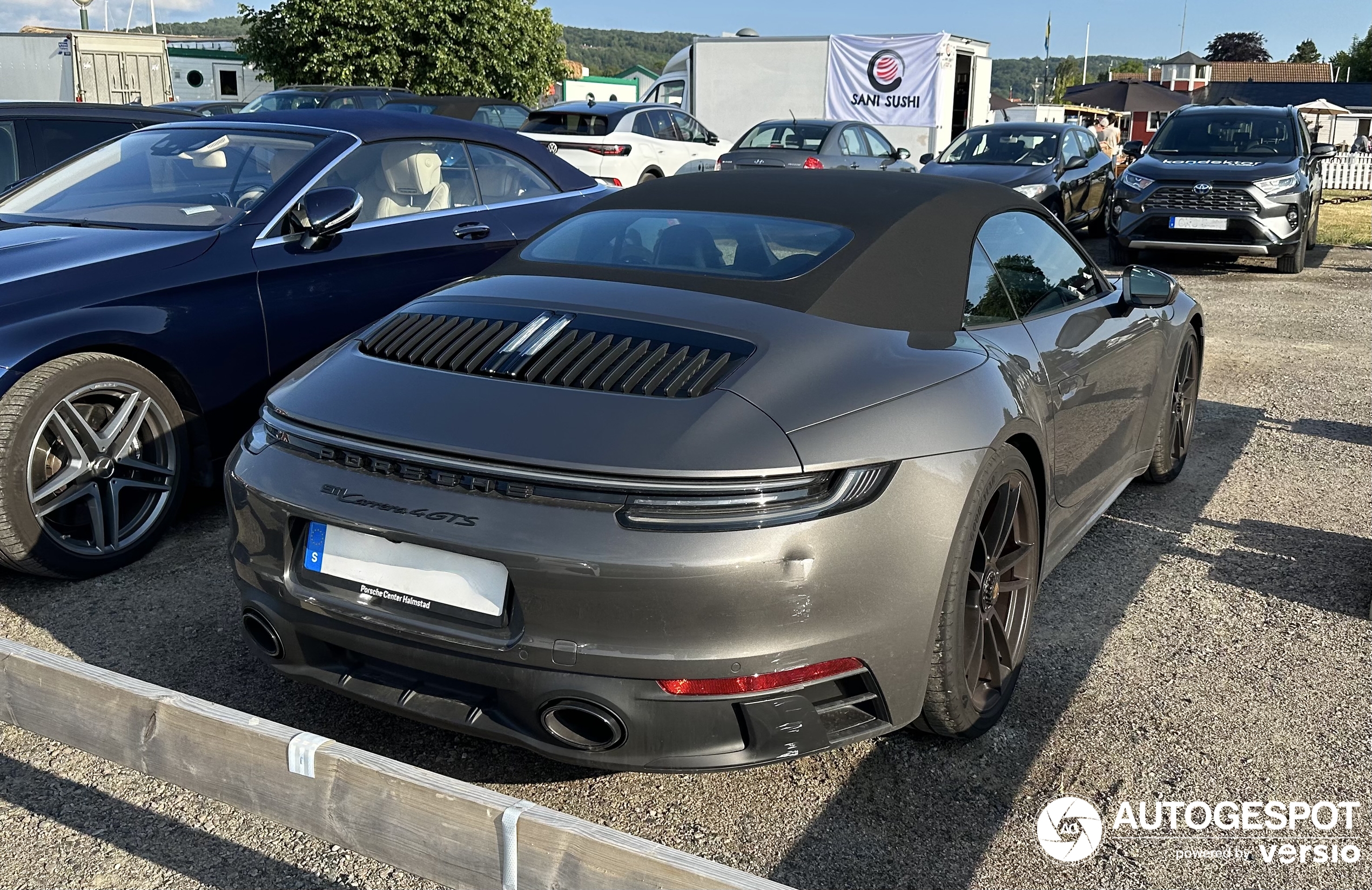 Porsche 992 Carrera 4 GTS Cabriolet