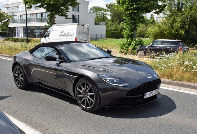 Aston Martin DB11 V8 Volante