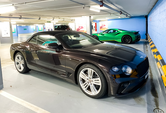 Bentley Continental GTC V8 2020