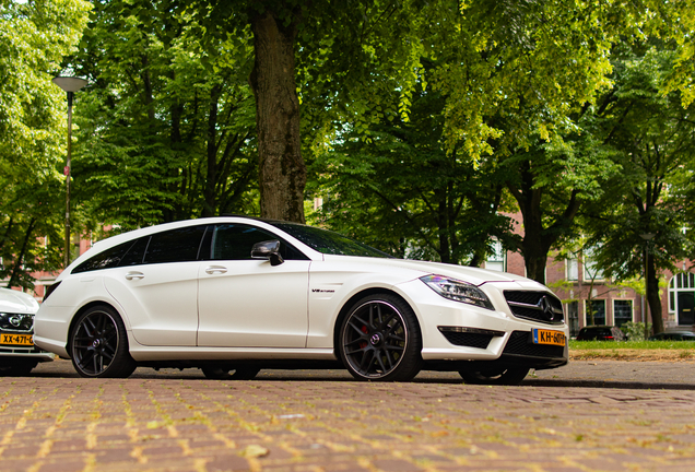 Mercedes-Benz CLS 63 AMG S X218 Shooting Brake