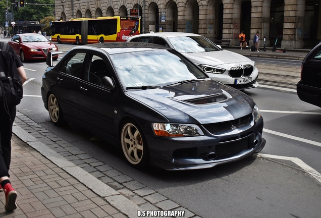 Mitsubishi Lancer Evolution IX