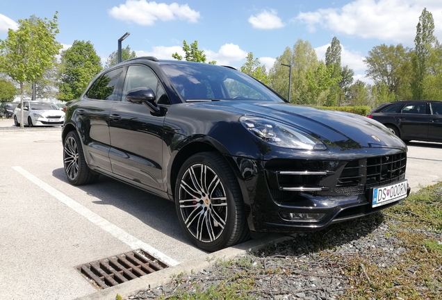 Porsche 95B Macan Turbo