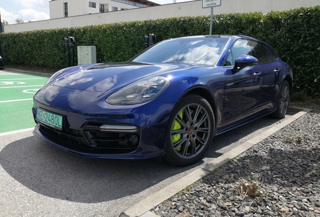 Porsche 971 Panamera Turbo S E-Hybrid Sport Turismo