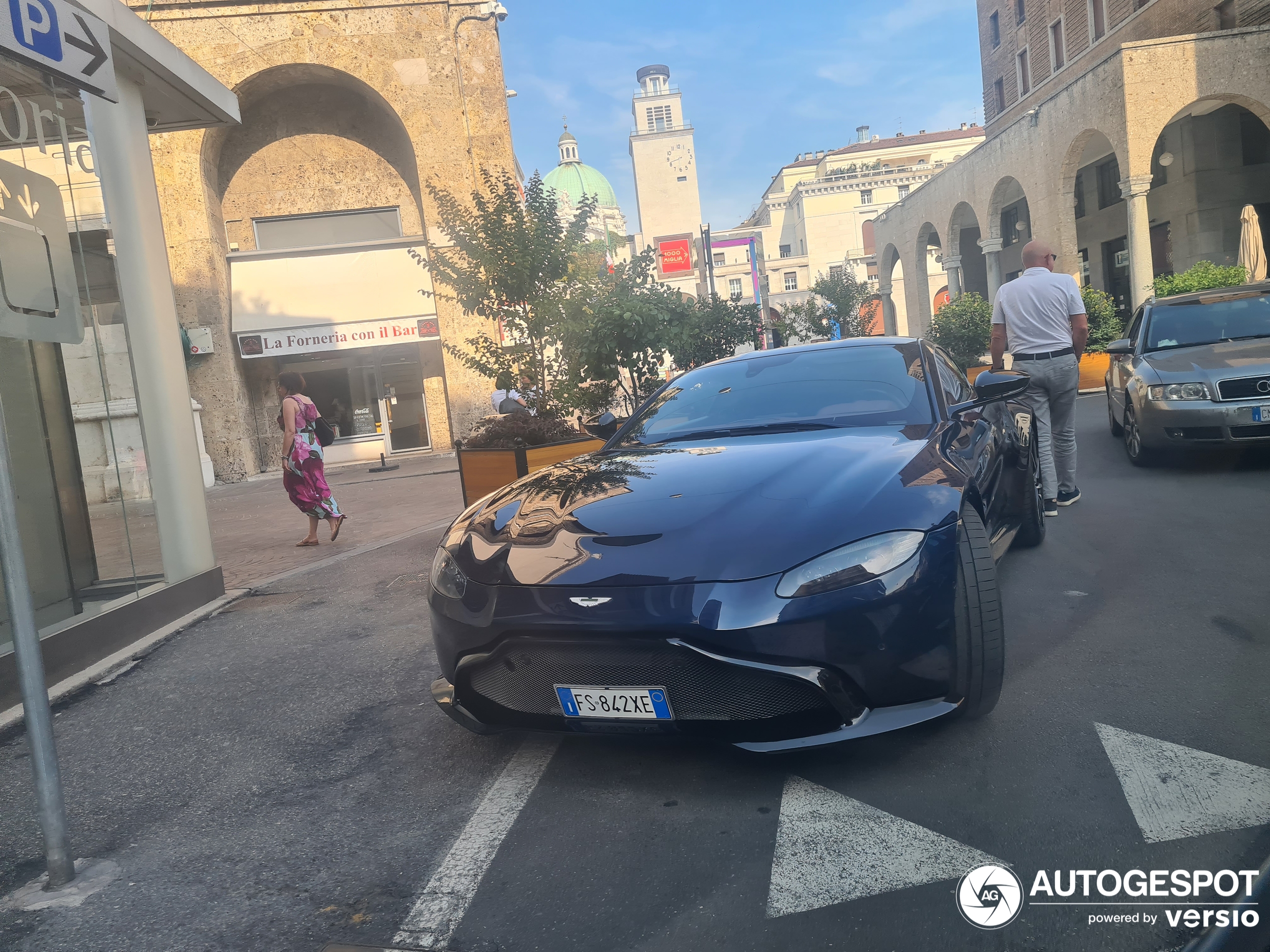 Aston Martin V8 Vantage 2018