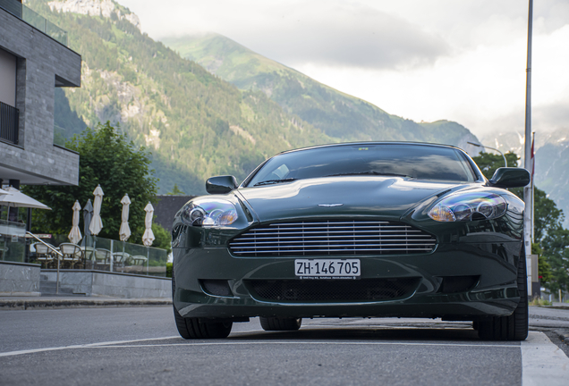 Aston Martin DB9 Volante 2010