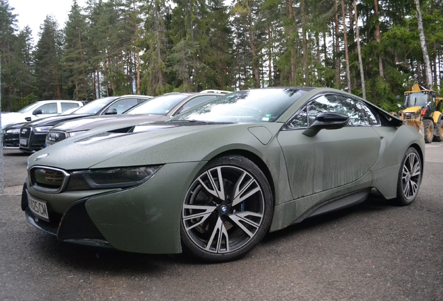 BMW i8