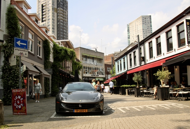 Ferrari FF