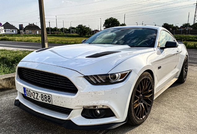 Ford Mustang GT 2015