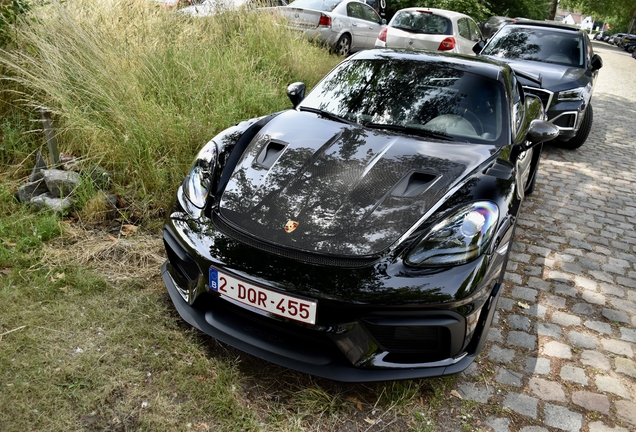 Porsche 718 Cayman GT4 RS Weissach Package