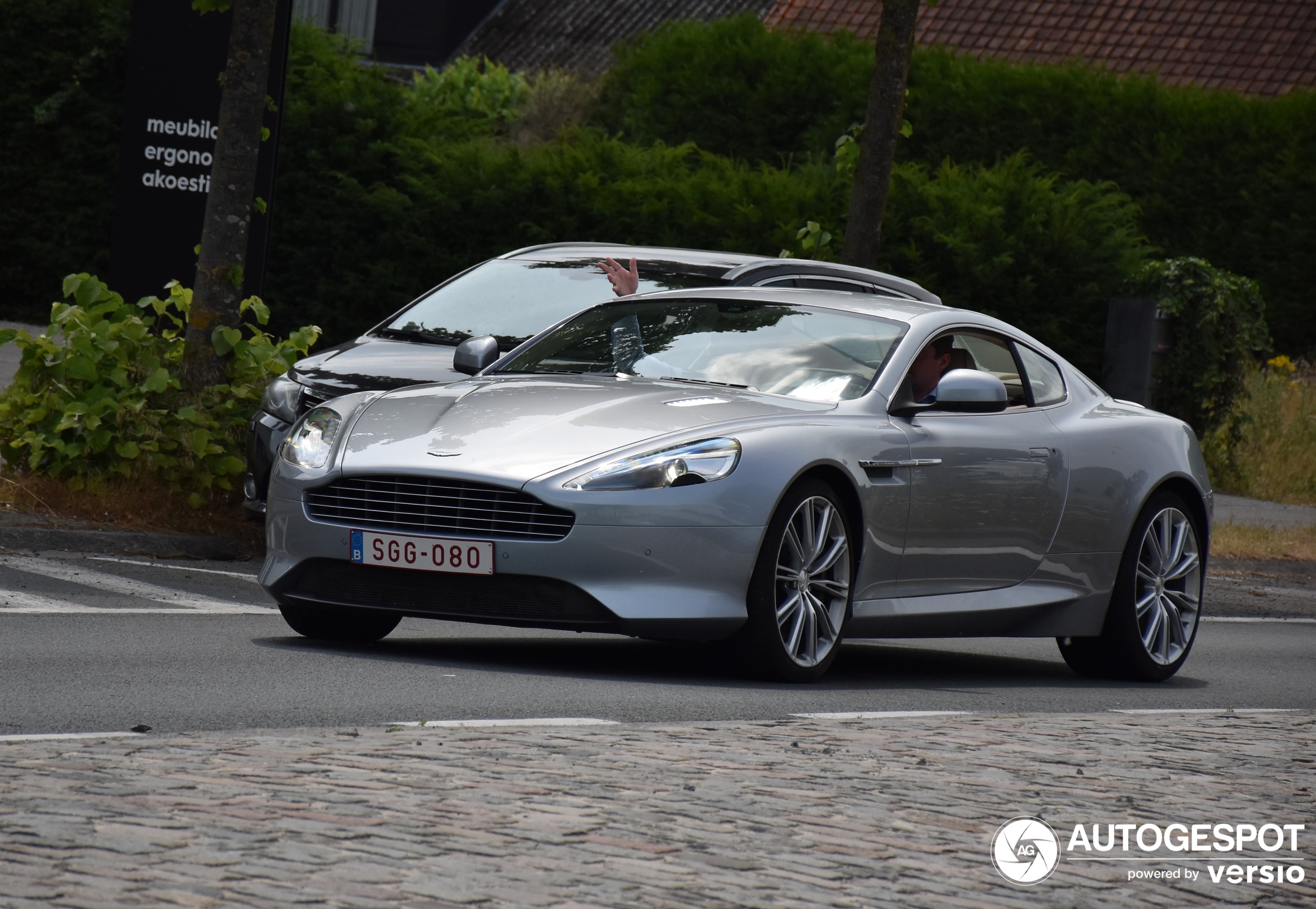 Aston Martin DB9 2013