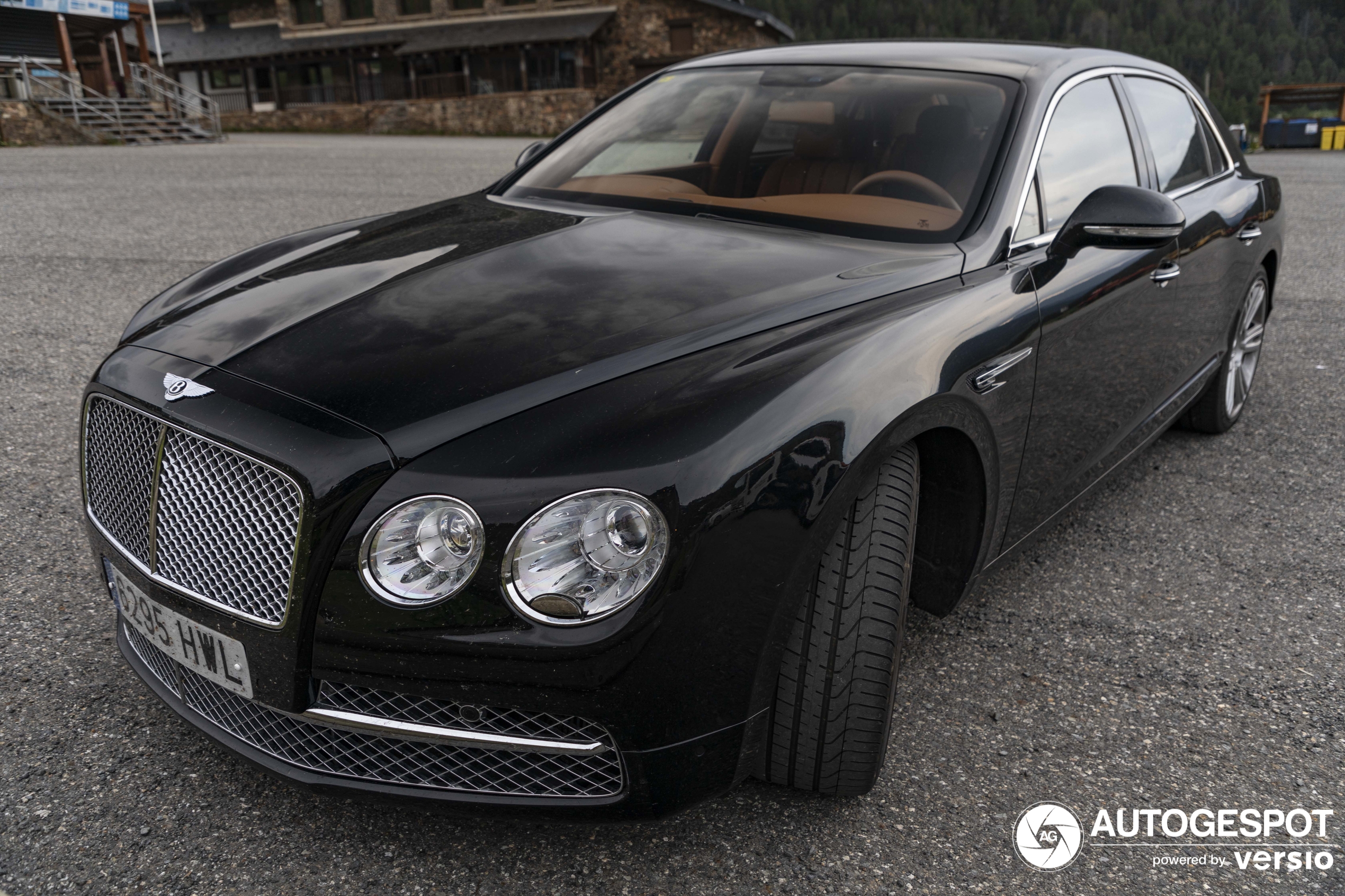 Bentley Flying Spur W12