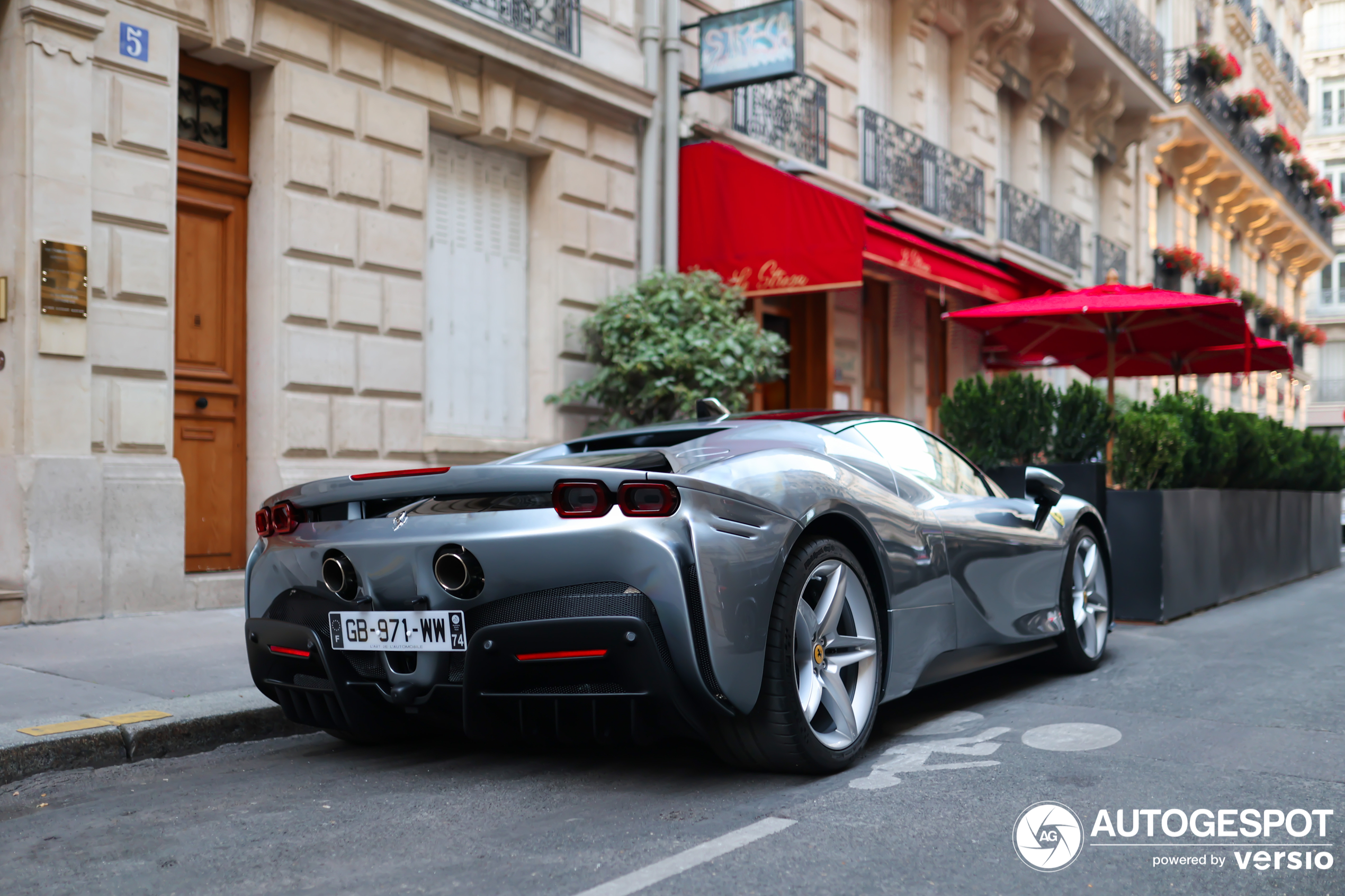 Ferrari SF90 Stradale