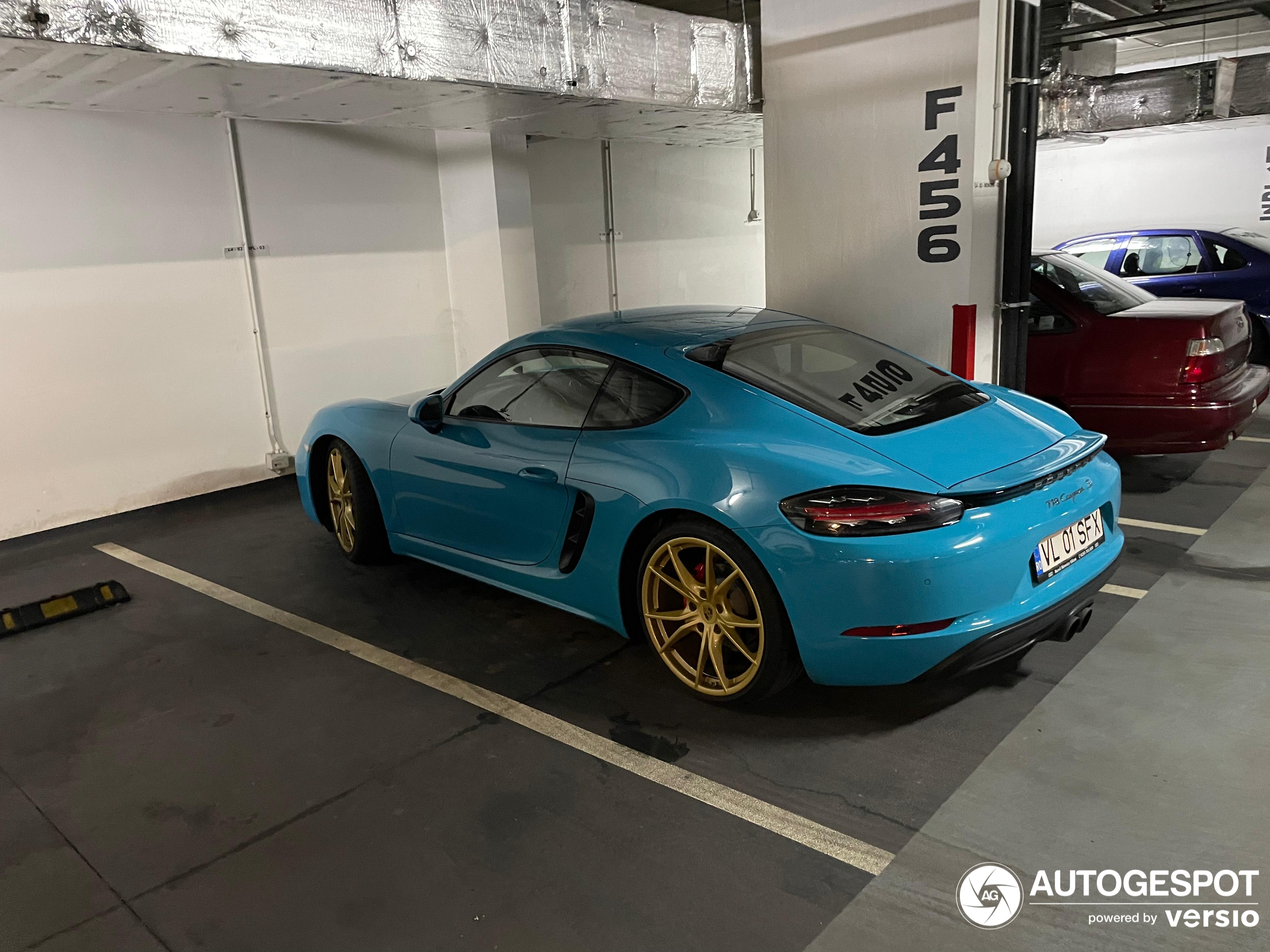 Porsche 718 Cayman S