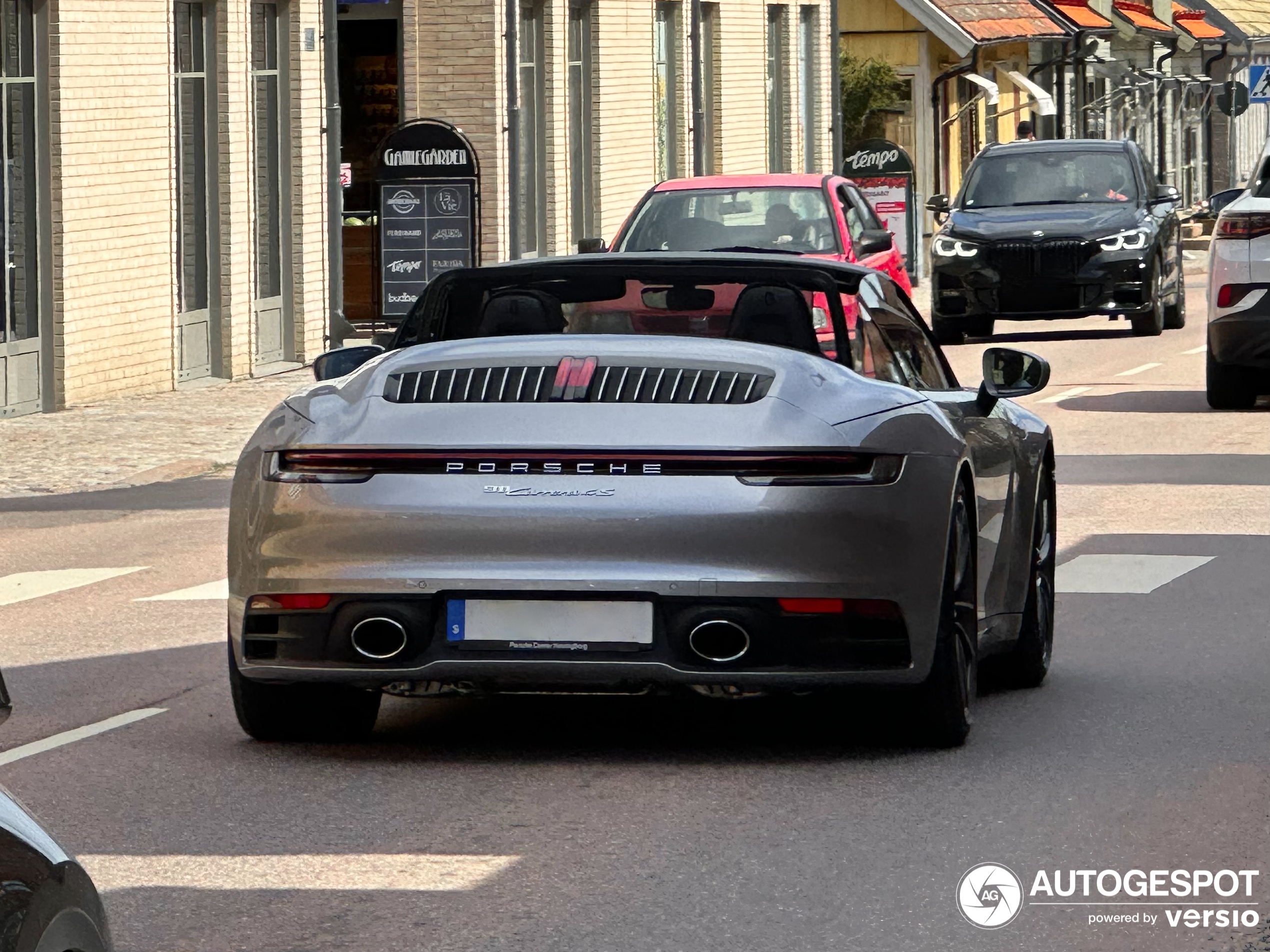 Porsche 992 Carrera 4S Cabriolet