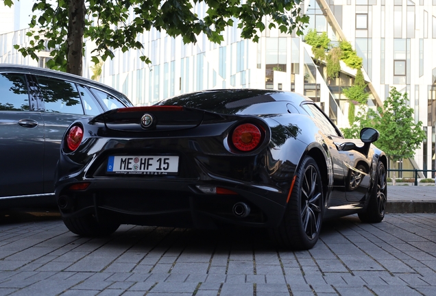 Alfa Romeo 4C Coupé