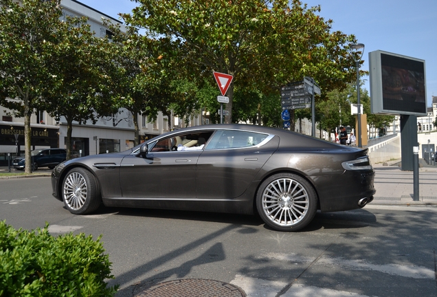 Aston Martin Rapide