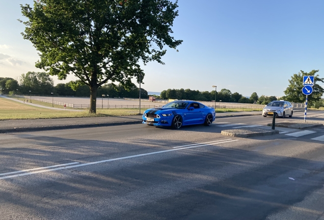 Ford Mustang RTR 2015