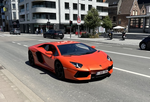 Lamborghini Aventador LP700-4