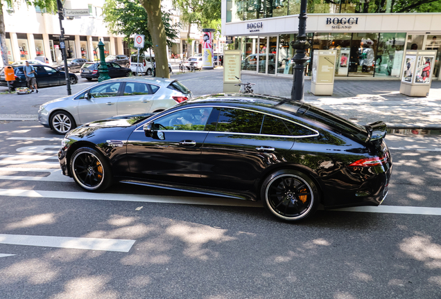 Mercedes-AMG GT 63 S X290