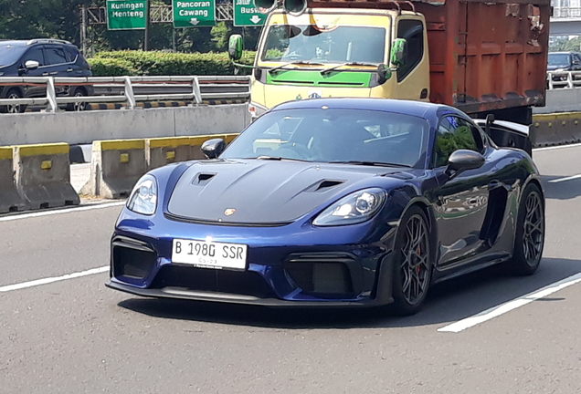 Porsche 718 Cayman GT4 RS Weissach Package