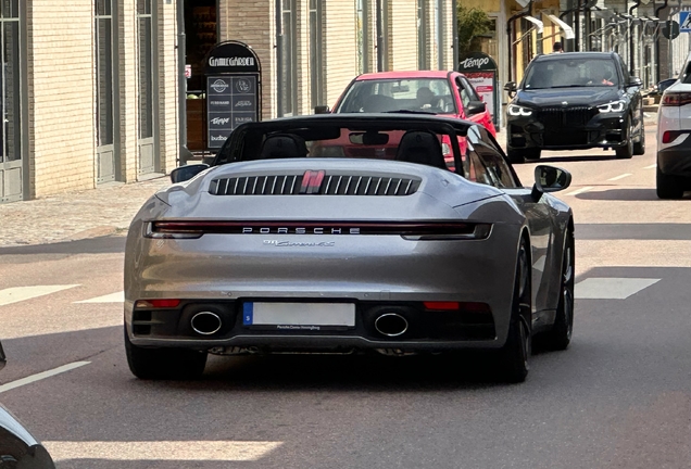 Porsche 992 Carrera 4S Cabriolet