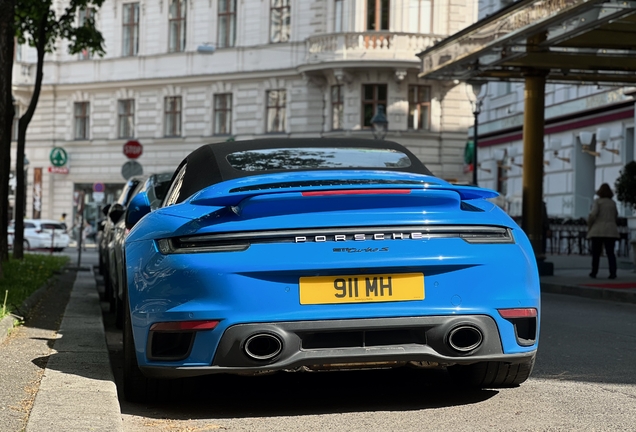 Porsche 992 Turbo S Cabriolet