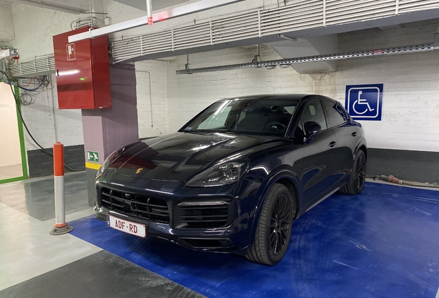 Porsche 9YA Cayenne GTS