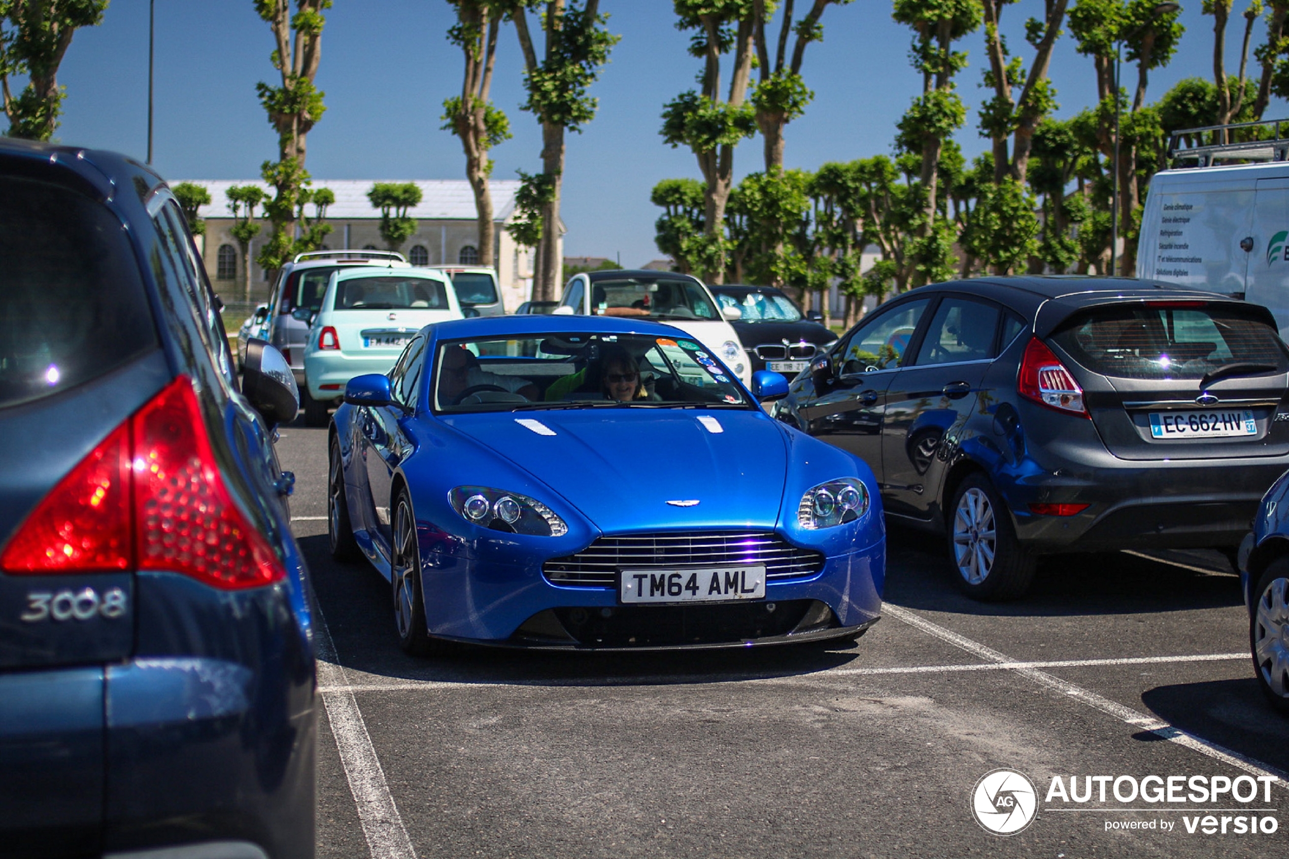 Aston Martin V8 Vantage S