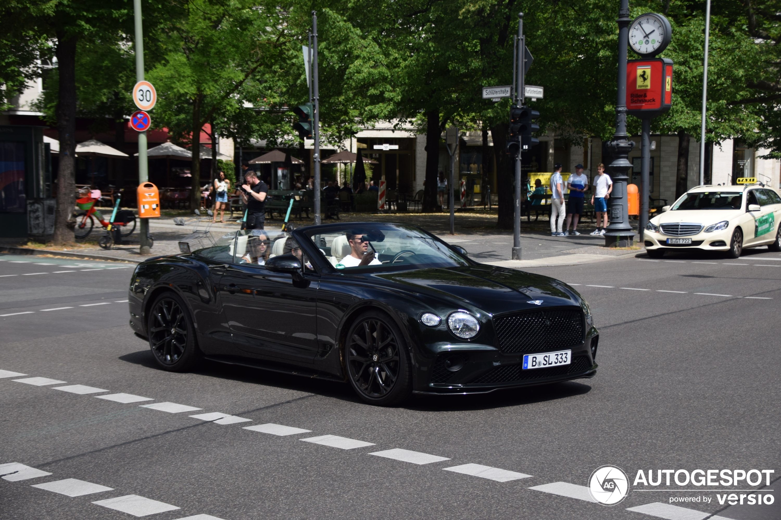 Bentley Continental GTC 2019