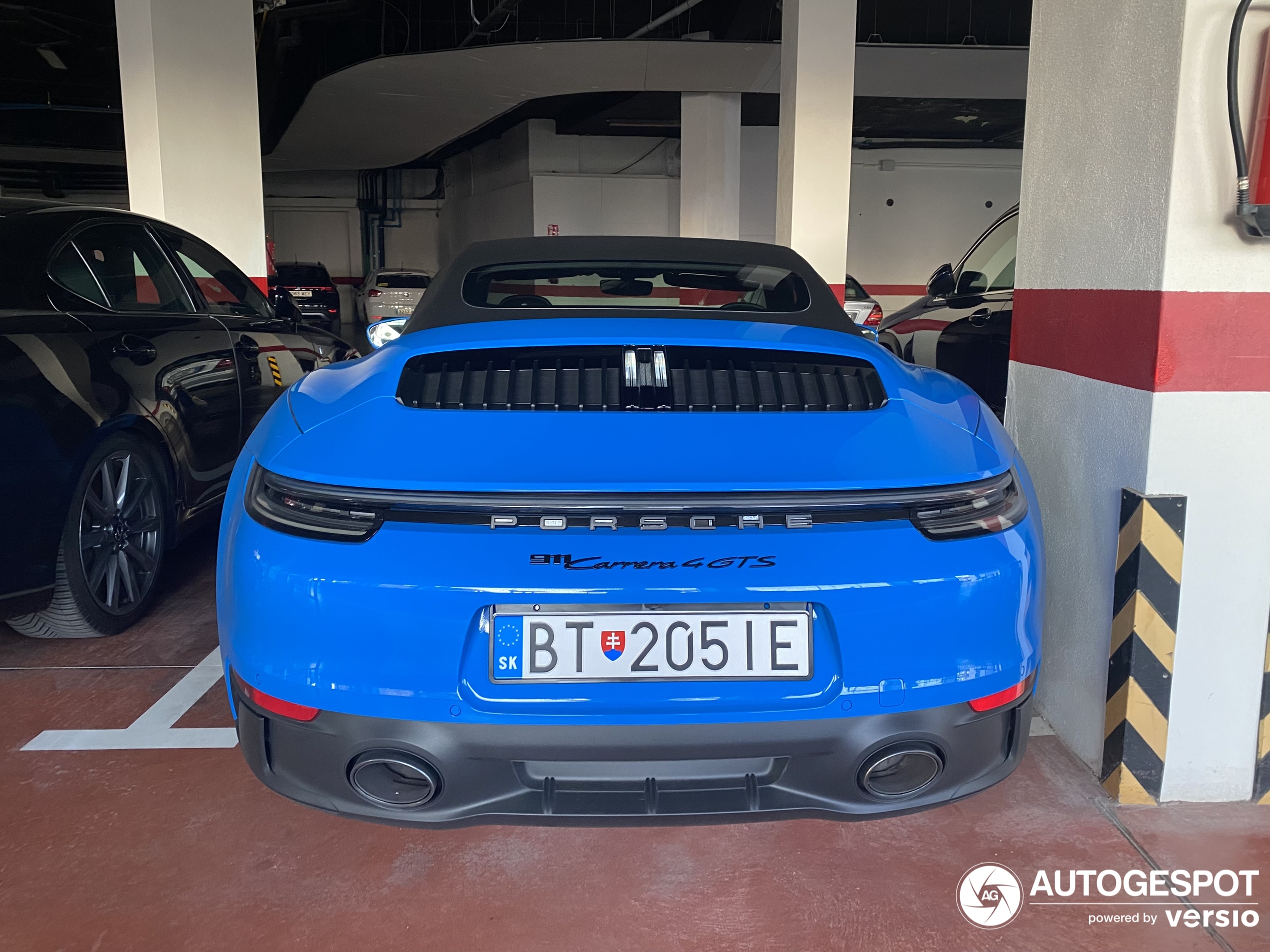 Porsche 992 Carrera 4 GTS Cabriolet