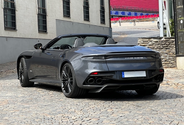 Aston Martin DBS Superleggera Volante