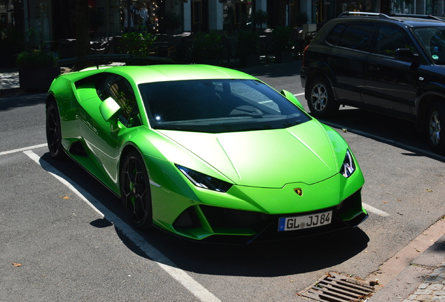 Lamborghini Huracán LP640-4 EVO