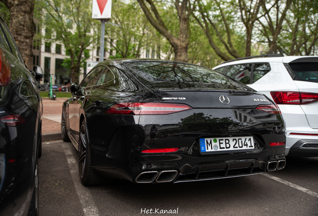 Mercedes-AMG GT 63 S X290