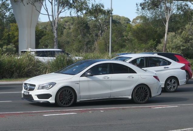 Mercedes-Benz CLA 45 AMG C117